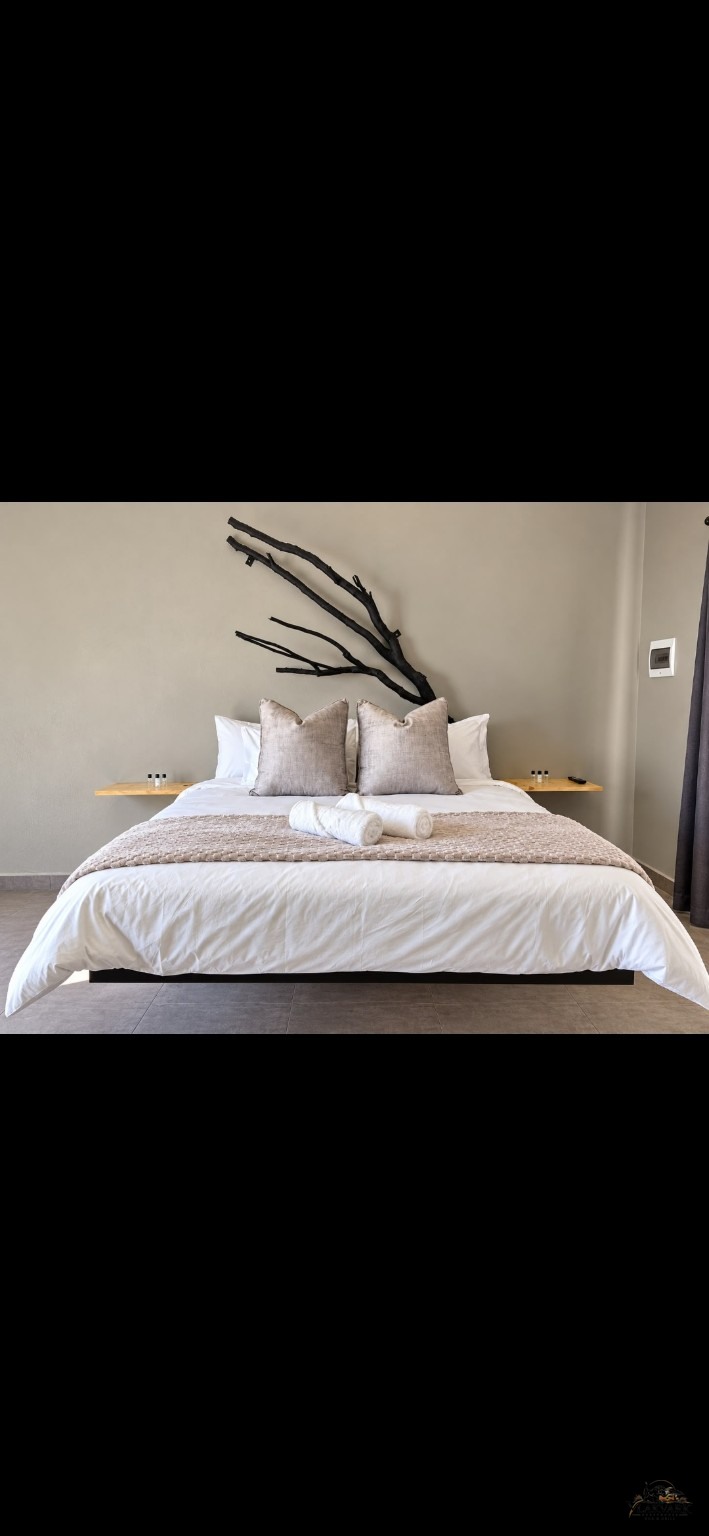 Room 9 at Vlakvark Guesthouse